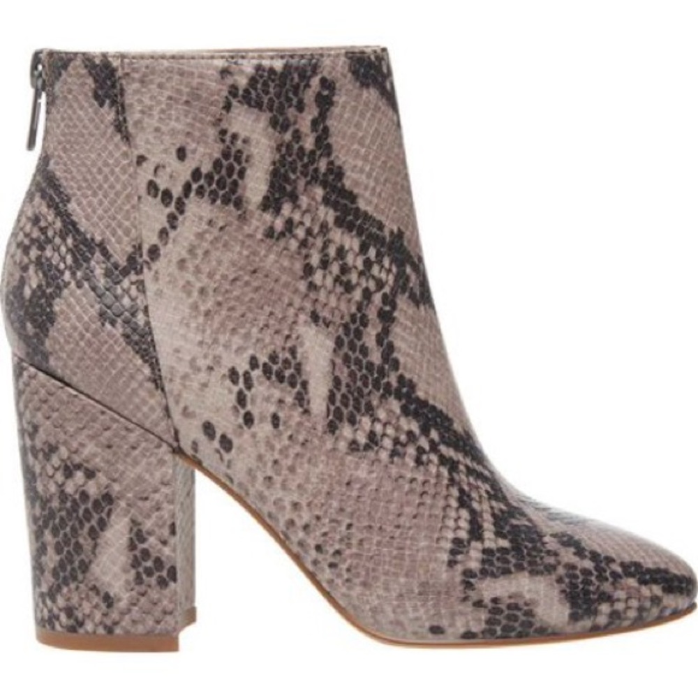 NWT Steve Madden Scale Ankle Bootie - Picture 2 of 5